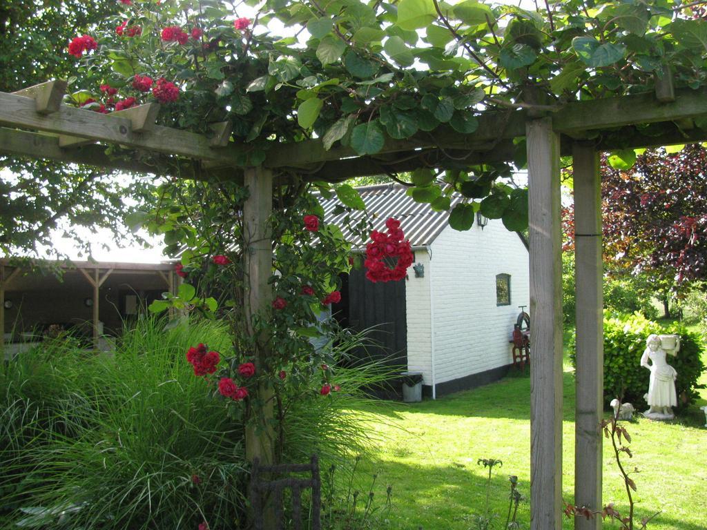 B&B Landleven Hellevoetsluis Bagian luar foto